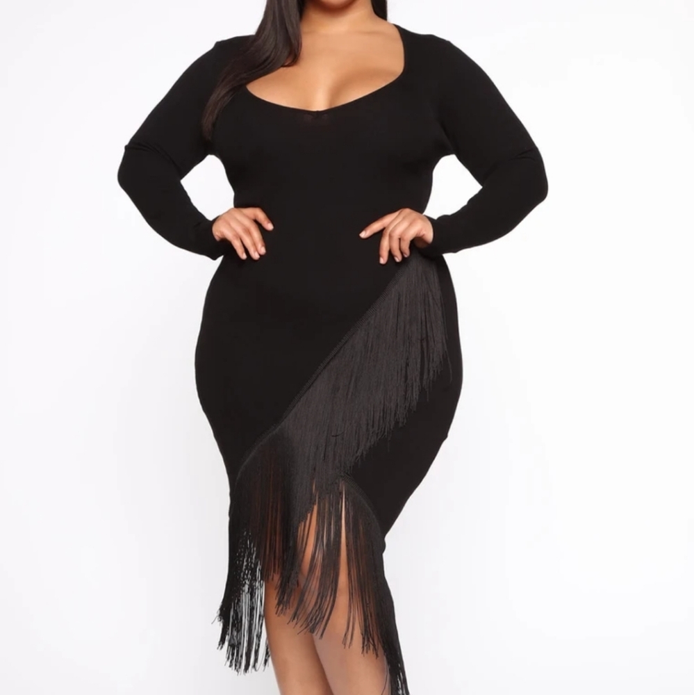 Shake My Love Away Dress - Black